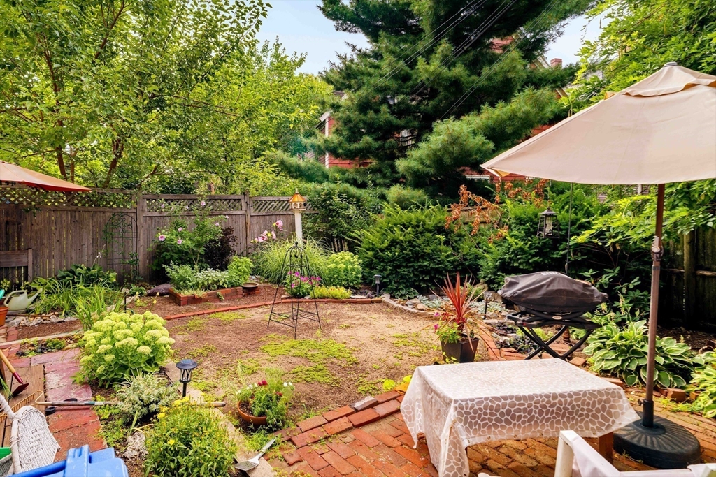 20 Rindge Avenue, Unit 3 Cambridge, MA 02140 - Photo 15 of 17 Gallery Image 15