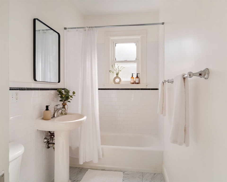 20 Rindge Avenue, Unit 3 Cambridge, MA 02140 - Photo 9 of 17 Gallery Image 9