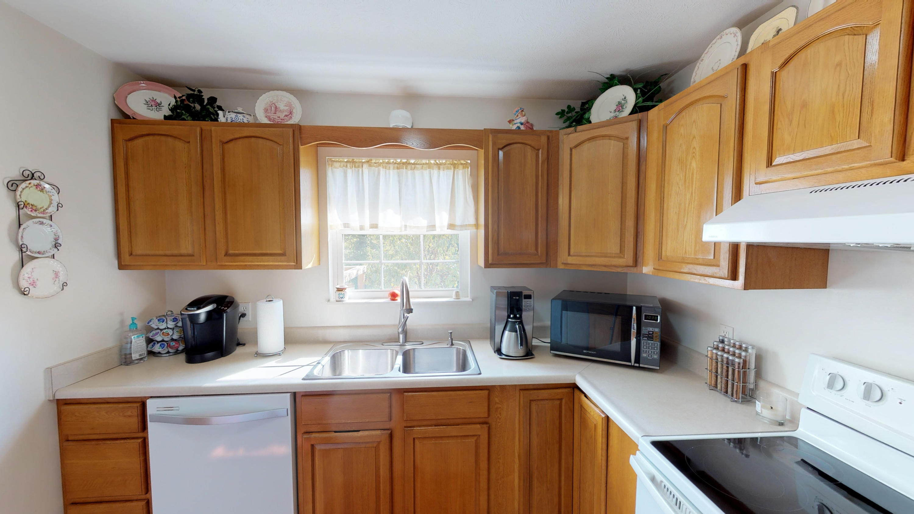 554 Deer Ridge Drive Rutledge, TN 37861 - Photo 8 of 28 554-Deer-Ridge-Rd-09112019_131930