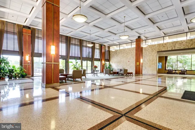 $2,350 | 5501 Seminary Road, Unit 1502S, Falls Church, VA 22041