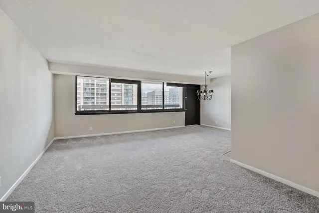 $2,350 | 5501 Seminary Road, Unit 1502S, Falls Church, VA 22041