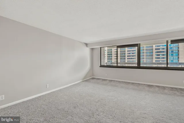 $2,350 | 5501 Seminary Road, Unit 1502S, Falls Church, VA 22041