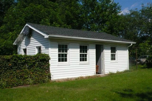 2438 Montvale Road Southwest Roanoke, VA 24015 - Photo 5 of 36 Storage or Workshop
