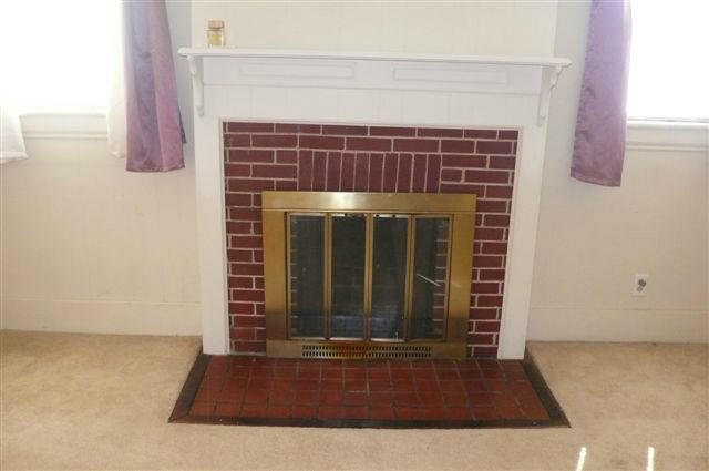 2438 Montvale Road Southwest Roanoke, VA 24015 - Photo 9 of 36 Living room w/fireplace