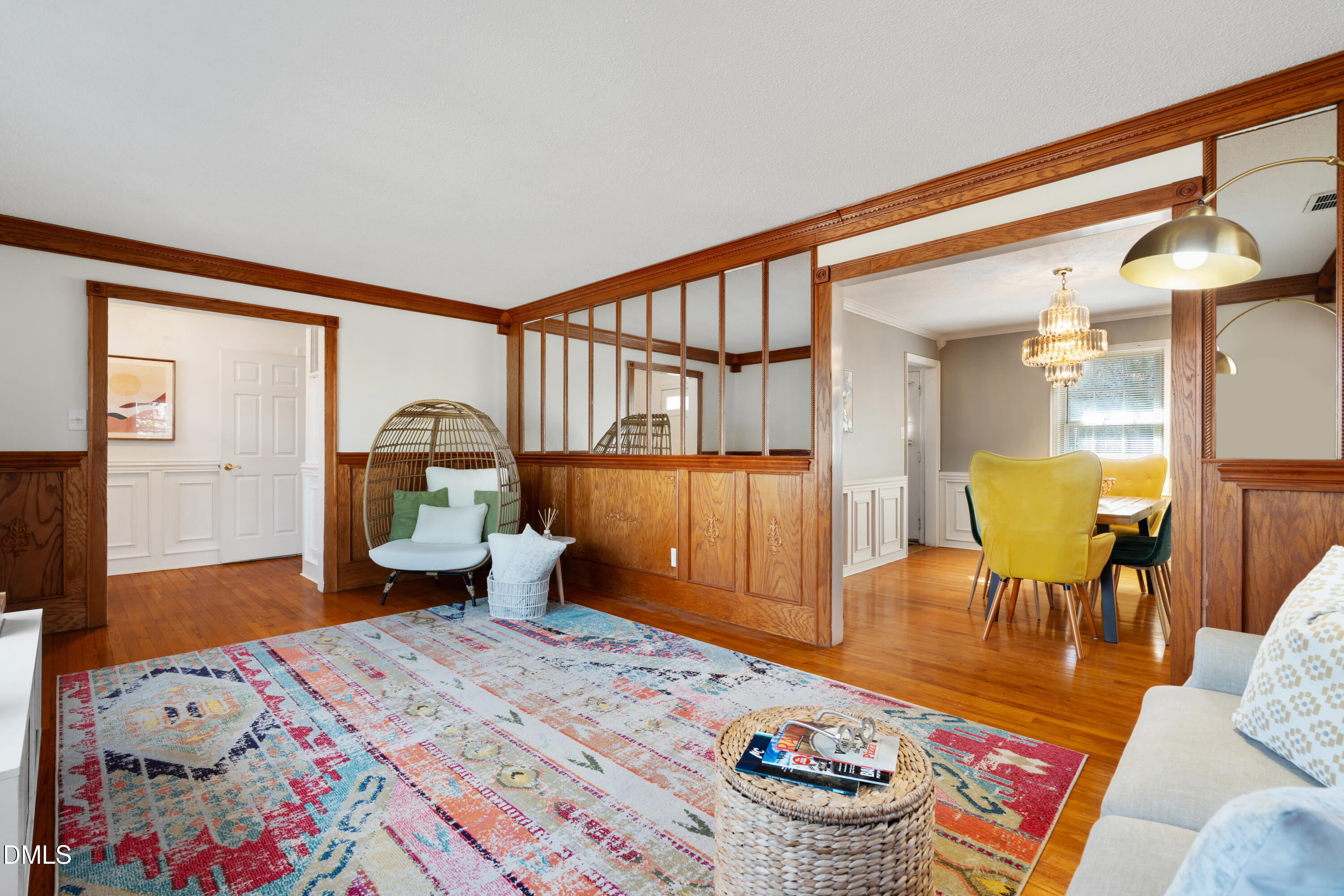 318 East Millbrook Road Raleigh, NC 27609 - Photo 13 of 45 318 E Millbrook-19