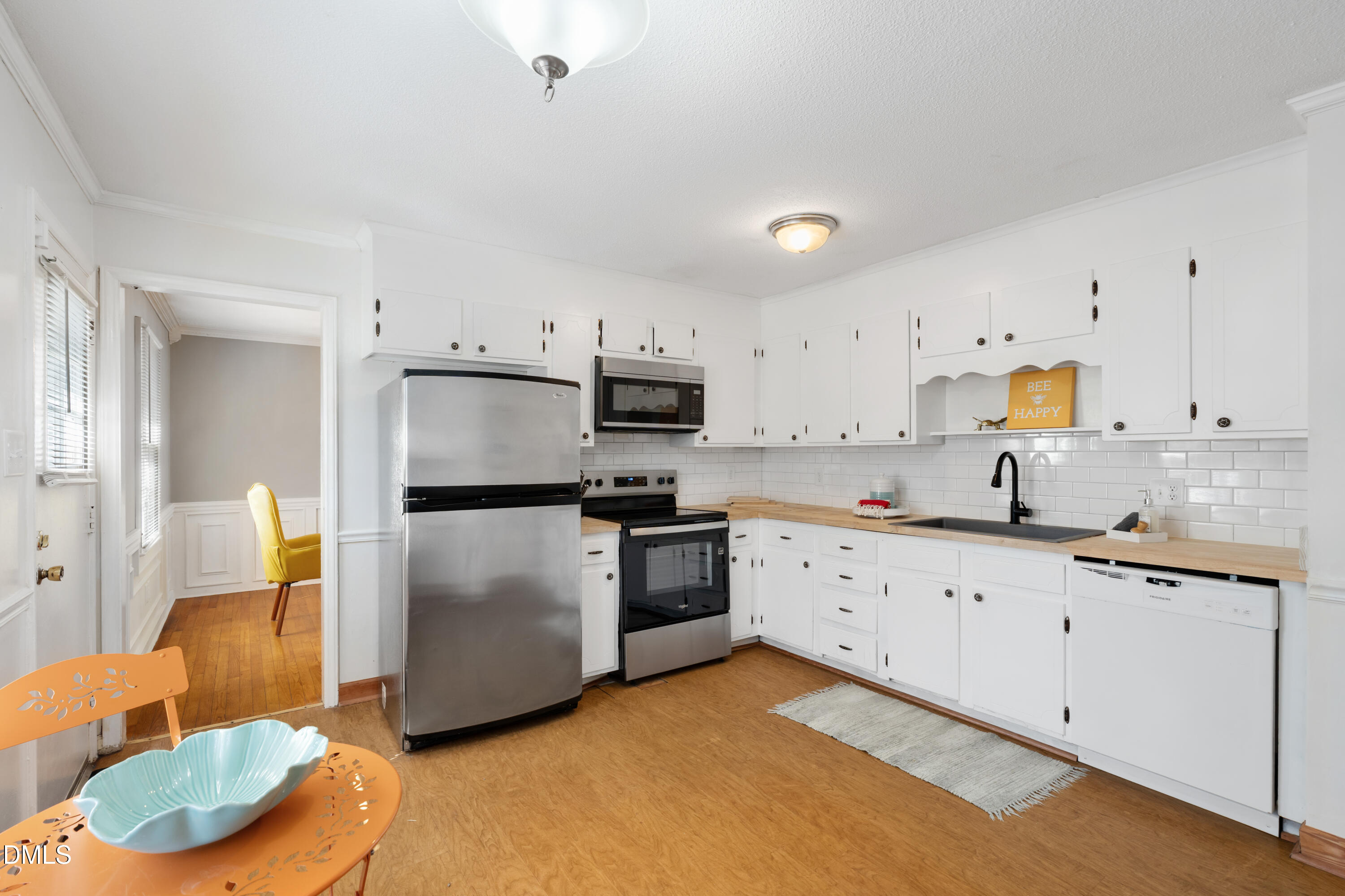 318 East Millbrook Road Raleigh, NC 27609 - Photo 17 of 45 318 E Millbrook-22