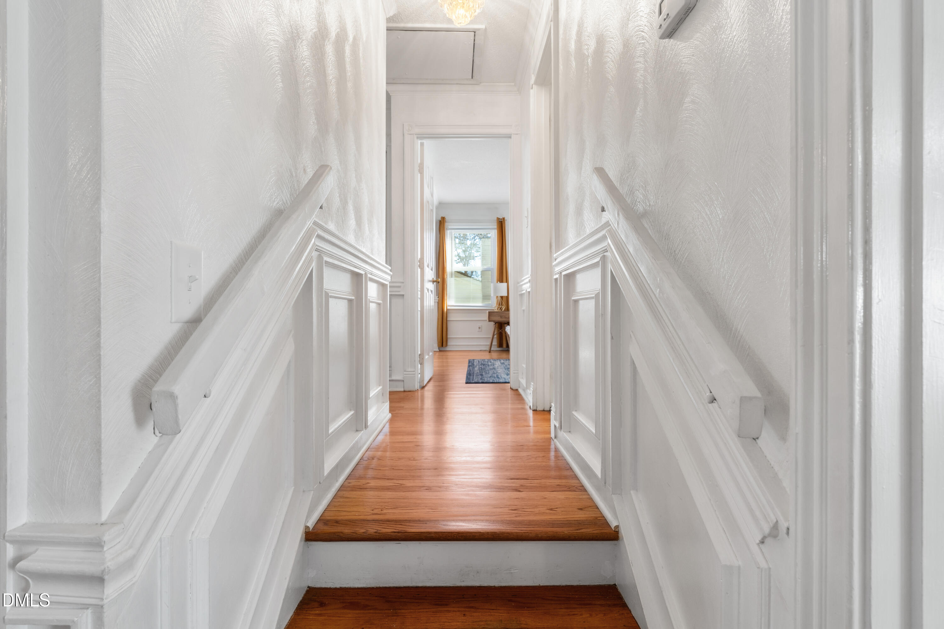 318 East Millbrook Road Raleigh, NC 27609 - Photo 20 of 45 318 E Millbrook-26