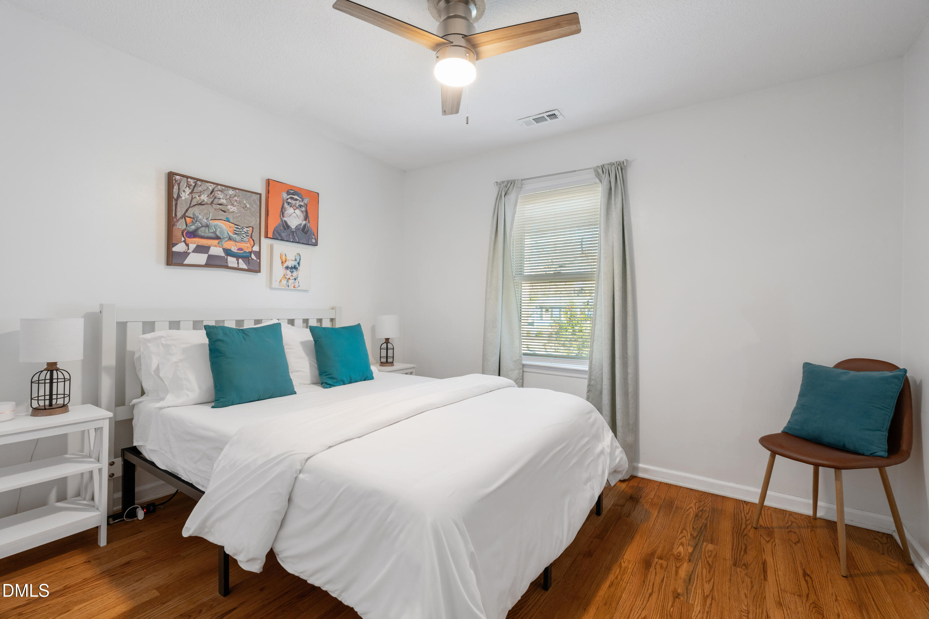 318 East Millbrook Road Raleigh, NC 27609 - Photo 24 of 45 318 E Millbrook-34