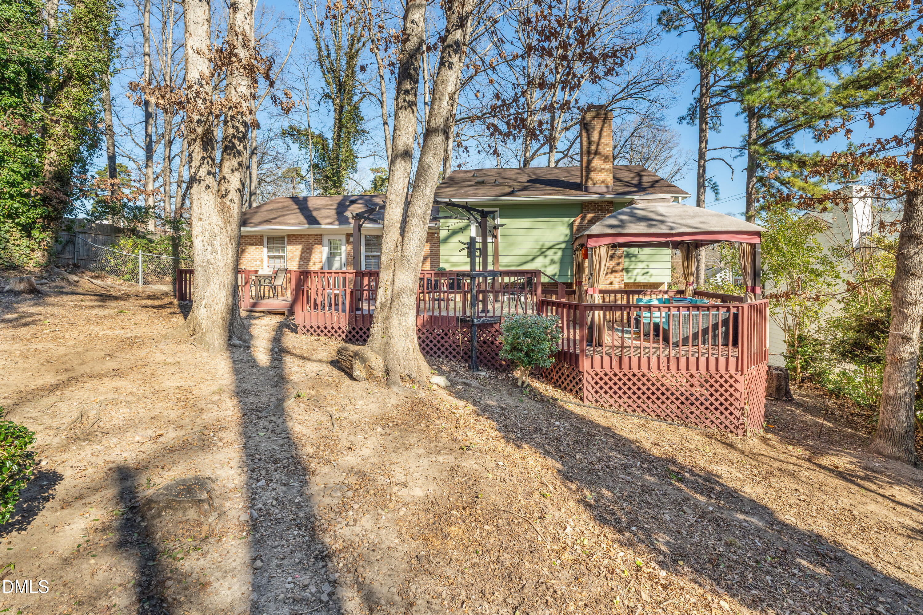 318 East Millbrook Road Raleigh, NC 27609 - Photo 36 of 45 318 E Millbrook-14