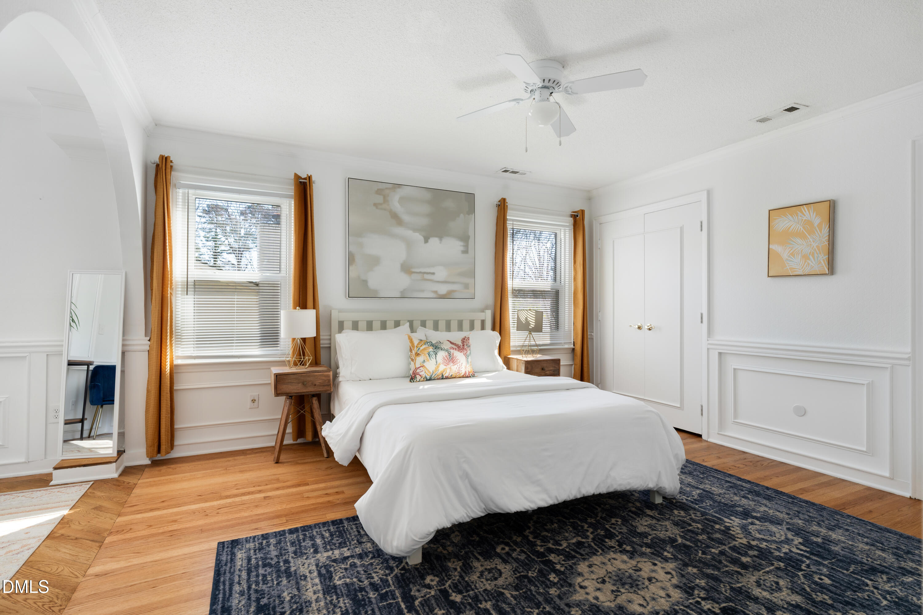 318 East Millbrook Road Raleigh, NC 27609 - Photo 6 of 45 318 E Millbrook-27