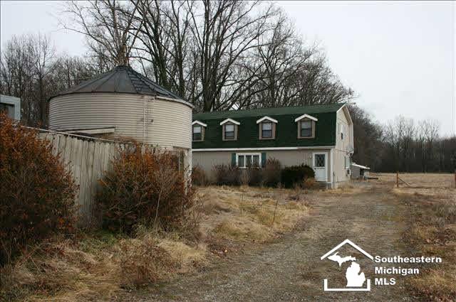 5343 Stull Road Petersburg, MI 49270 - Photo 5 of 16 20057749-4.JPG