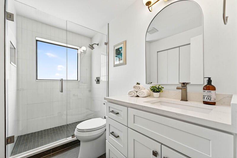 3028 Northwest 28th Avenue Boca Raton, FL 33434 - Photo 18 of 29 Guest Bathroom