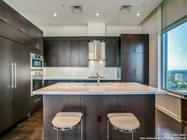 $9,750 | 4242 Broadway, Unit 1804, San Antonio, TX 78209