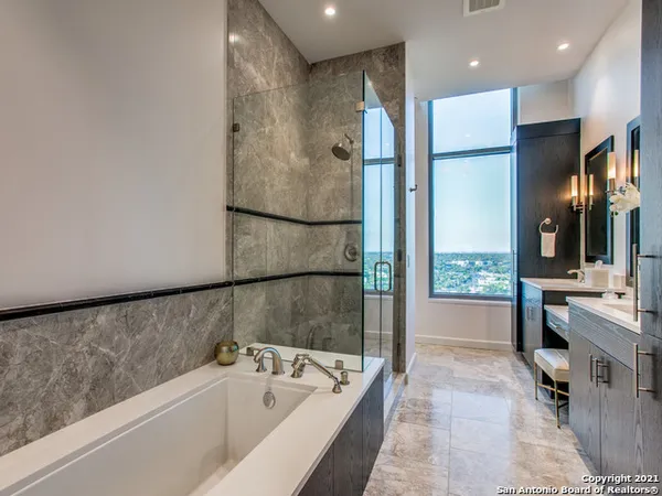 $9,750 | 4242 Broadway, Unit 1804, San Antonio, TX 78209