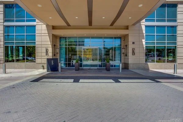 $9,750 | 4242 Broadway, Unit 1804, San Antonio, TX 78209