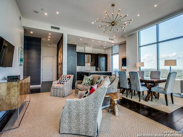 $9,750 | 4242 Broadway, Unit 1804, San Antonio, TX 78209