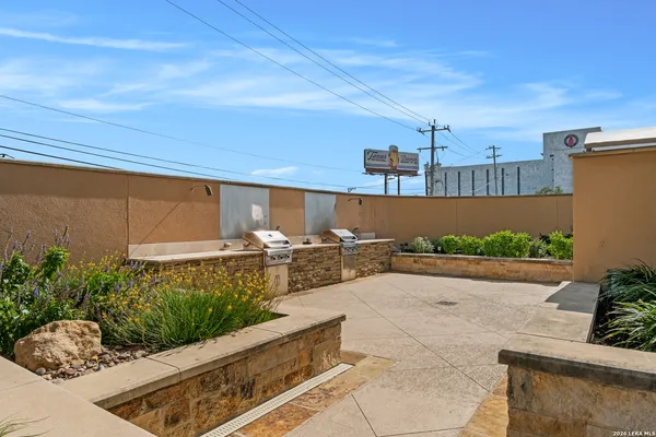 $9,750 | 4242 Broadway, Unit 1804, San Antonio, TX 78209