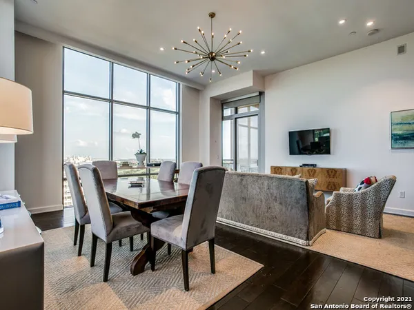 $9,750 | 4242 Broadway, Unit 1804, San Antonio, TX 78209