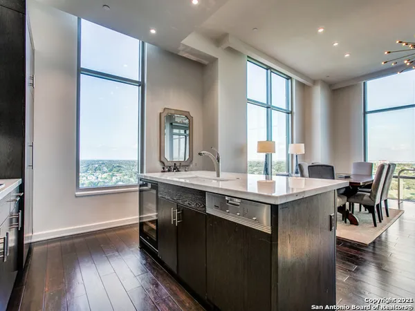 $9,750 | 4242 Broadway, Unit 1804, San Antonio, TX 78209