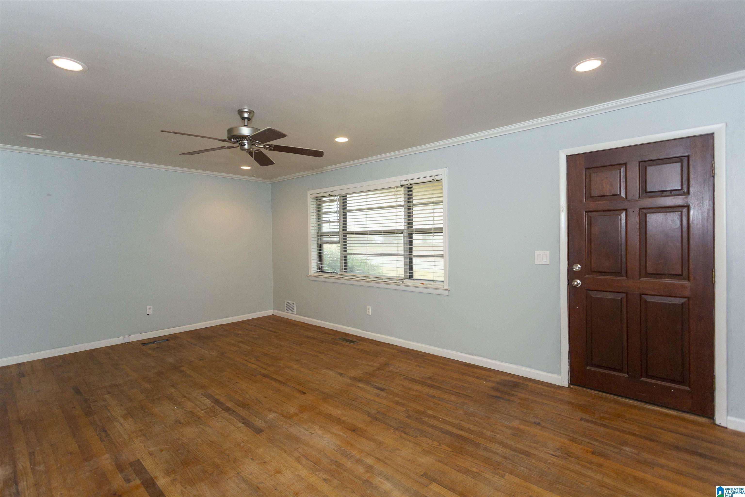 300 Edgewood Street Clanton, AL 35045 - Photo 13 of 33