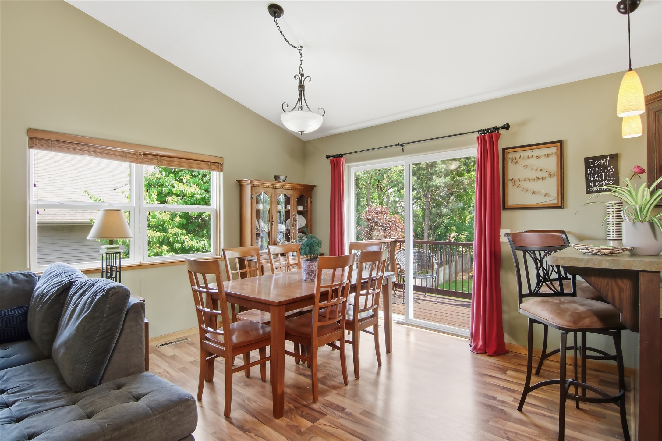 1311 Stephi Road Eau Claire, WI 54703 - Photo 6 of 32