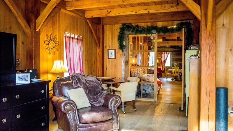 382 Three Degree Road Renfrew, PA 16053 - Photo 8 of 25
