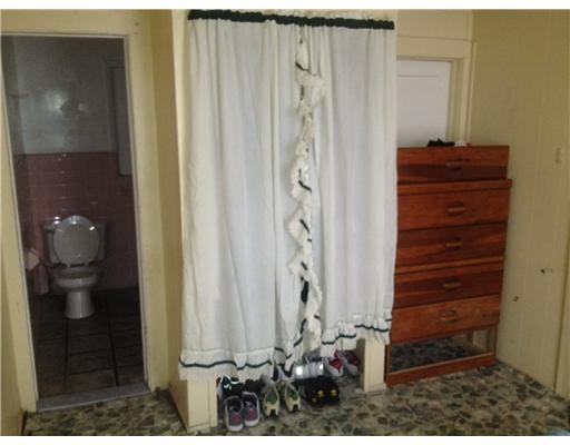 2097 Bacom Point Road Pahokee, FL 33476 - Photo 9 of 13 Bedroom
