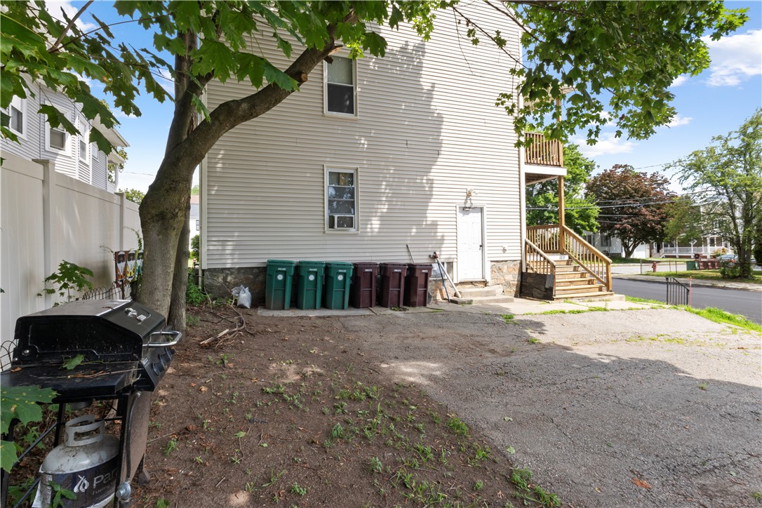 7 Trent Street Woonsocket, RI 02895 - Photo 35 of 38