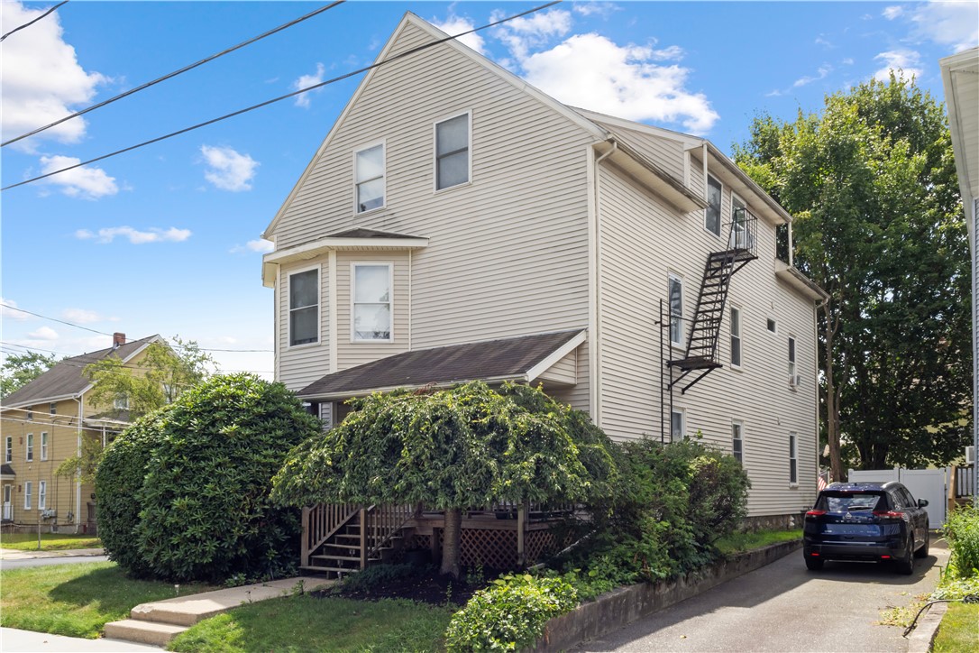 7 Trent Street Woonsocket, RI 02895 - Photo 36 of 38