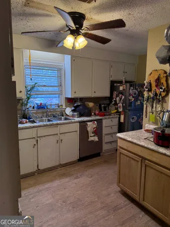 $175,000 | 201 Inglewood Drive, Warner Robins, GA 31093