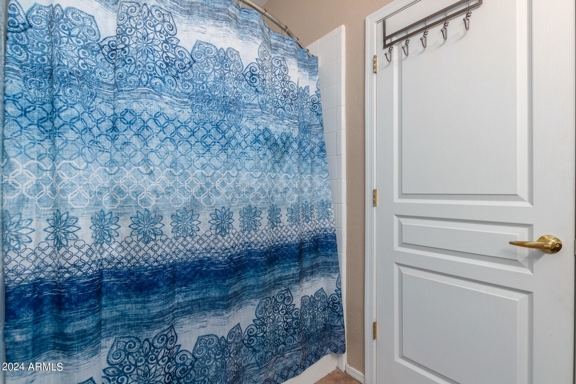 955 East Knox Road, Unit 244 Chandler, AZ 85225 - Photo 22 of 47 a bathroom with a shower
