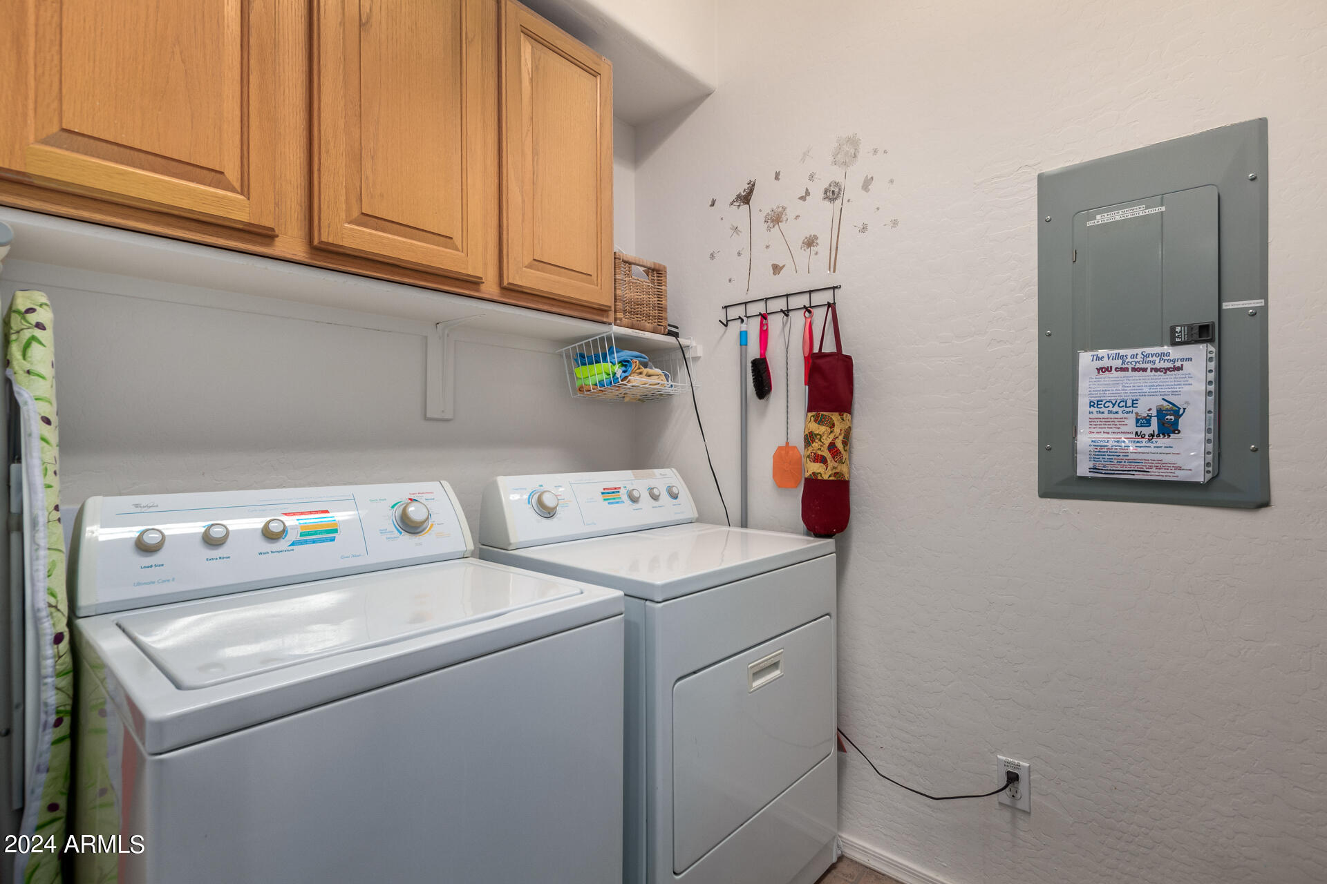 955 East Knox Road, Unit 244 Chandler, AZ 85225 - Photo 27 of 47 a utility room with dryer and washer