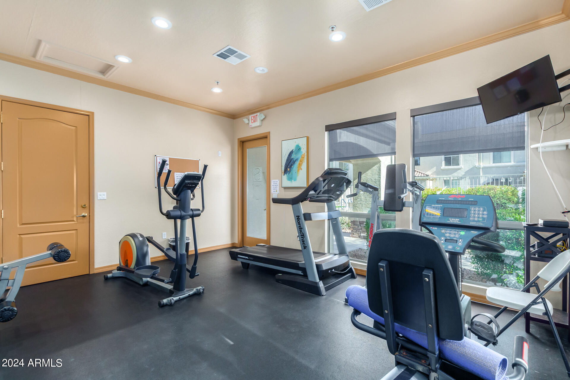 955 East Knox Road, Unit 244 Chandler, AZ 85225 - Photo 42 of 47 a view of a room with gym equipment