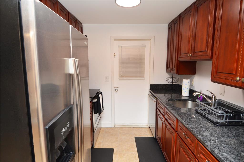 12760 Indian Rocks Road, Unit 548 Largo, FL 33774 - Photo 8 of 87 Gallery Image 8