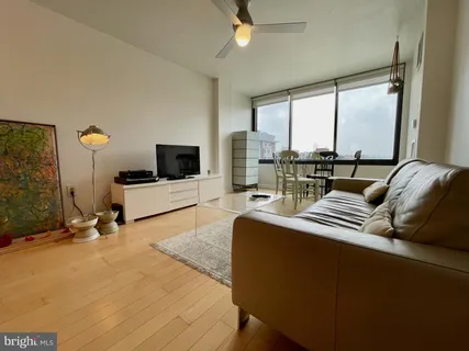 $3,400 | 1301 20th Street Northwest, Unit 805, Washington, DC 20036