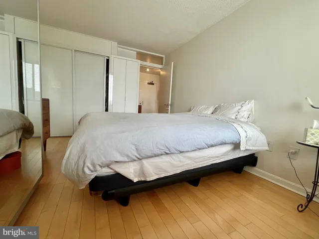 $3,400 | 1301 20th Street Northwest, Unit 805, Washington, DC 20036