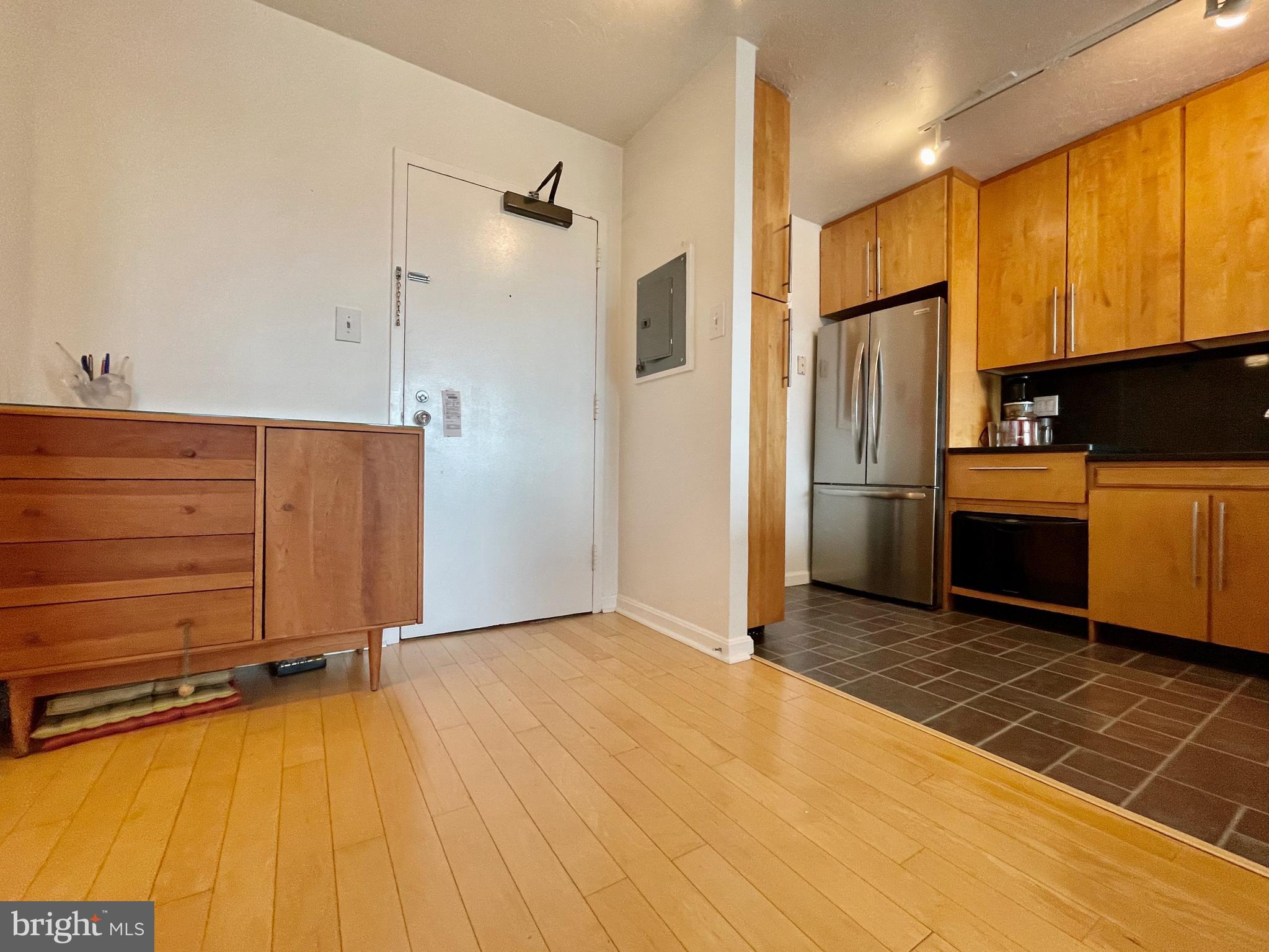 1301 20th Street Northwest, Unit 805 Washington, DC 20036 - Photo 4 of 27