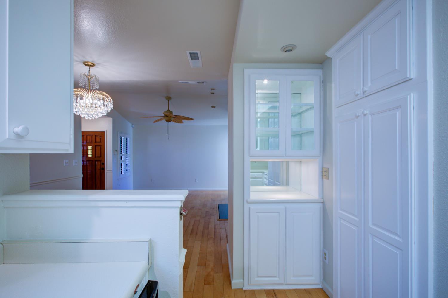 1311 Trinity Way Turlock, CA 95382 - Photo 5 of 27 Gallery Image 5