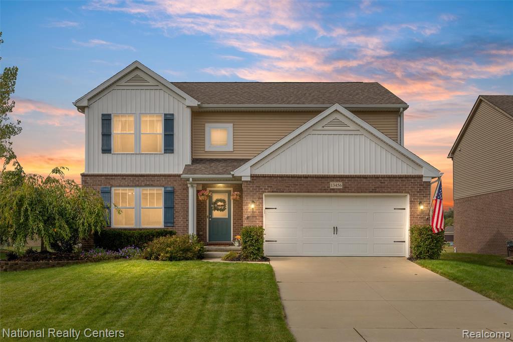 13456 Stamford Road Belleville, MI 48111 - Photo 2 of 35 Gallery Image 2