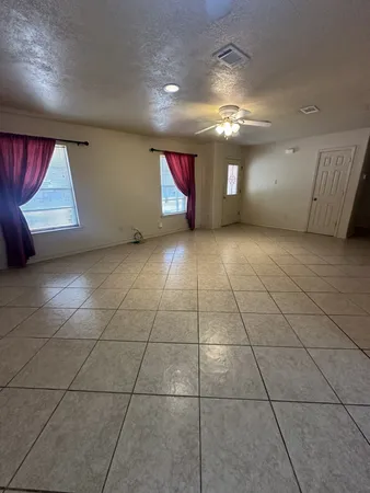 $1,650 | 1206 Tom Dee Street, Brenham, TX 77833