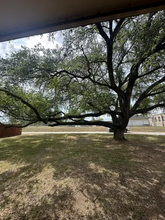 $1,650 | 1206 Tom Dee Street, Brenham, TX 77833