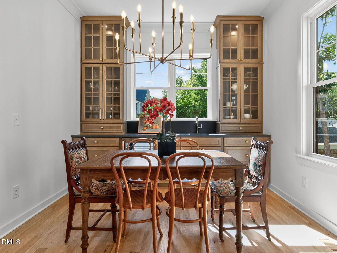 208 East Whitaker Mill Road Raleigh, NC 27608 - Photo 15 of 52 a dining room with furniture and window