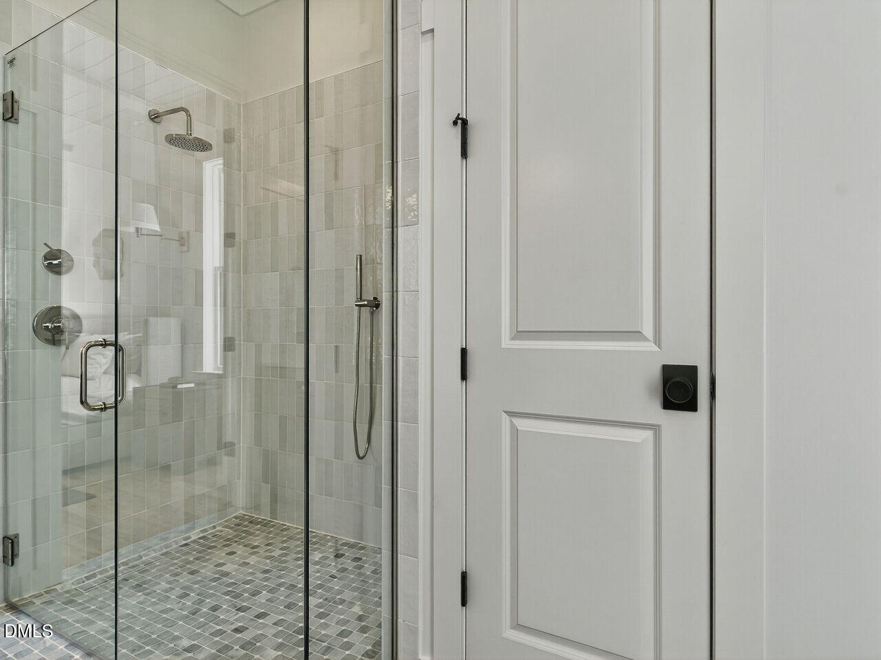 208 East Whitaker Mill Road Raleigh, NC 27608 - Photo 25 of 52 a bathroom with a shower