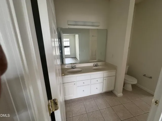 $1,400 | 2511 Friedland Place, Unit 202, Raleigh, NC 27617