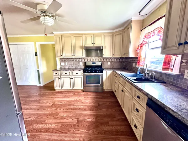 $225,000 | 706 East Country Club Drive, Tarboro, NC 27886