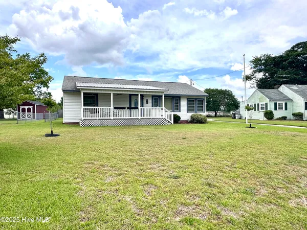 $225,000 | 706 East Country Club Drive, Tarboro, NC 27886