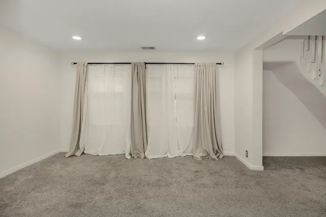 $219,900 | 398 Banfil Street, St. Paul, MN 55102