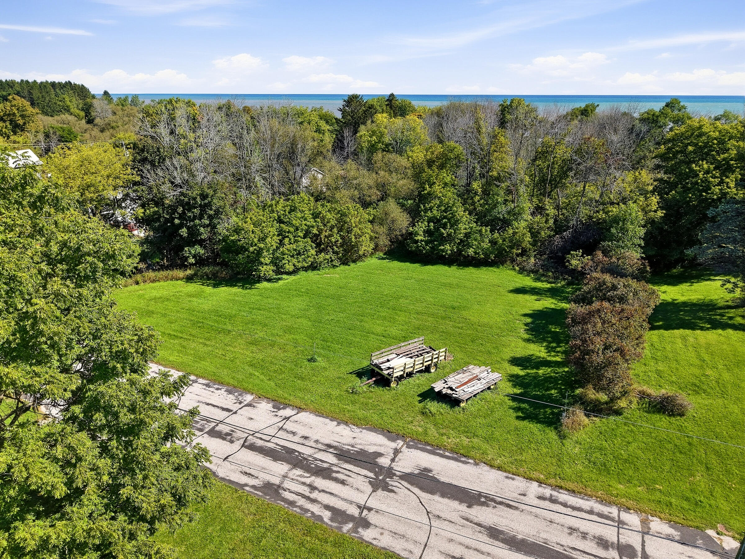 5-lts Lakeshore Road Cleveland, WI 53015 - Photo 7 of 17 Clevelandland-9