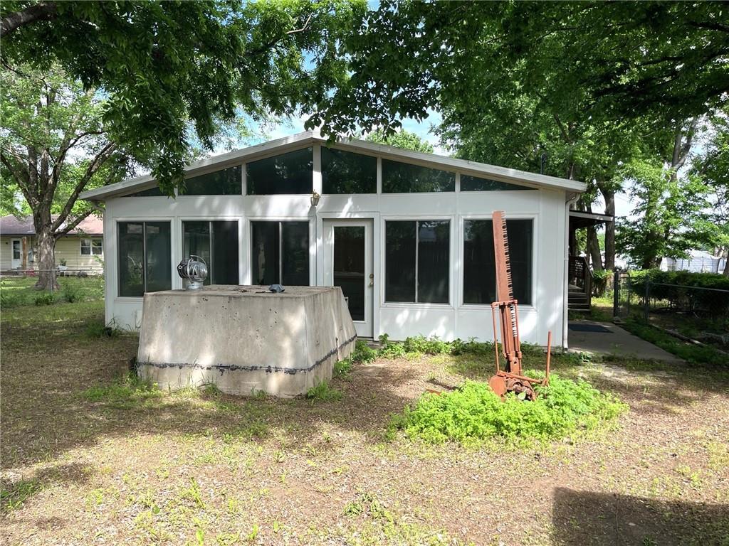 1309 North 9th Street Independence, KS 67301 - Photo 10 of 42