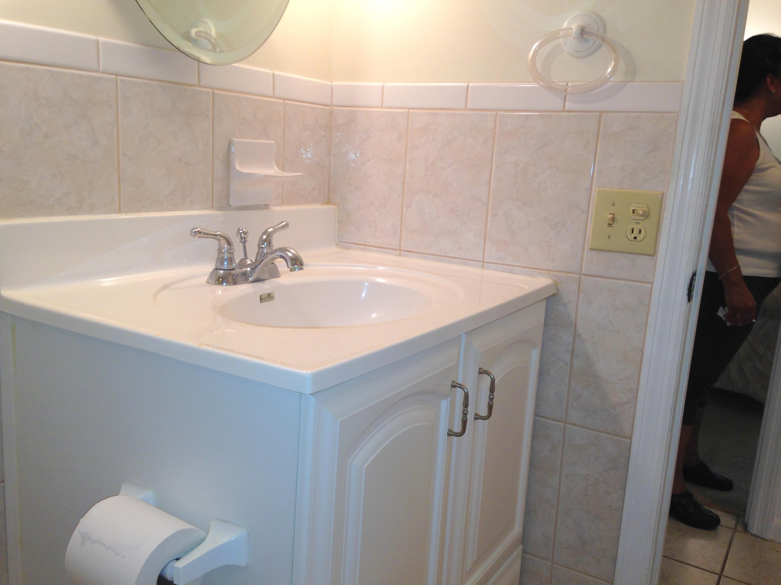 1074 Northwest 13th Street, Unit 271C Boca Raton, FL 33486 - Photo 18 of 43 gbath1 copy